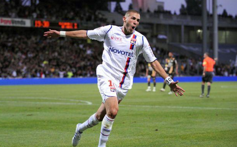 Camiseta benzema online lyon